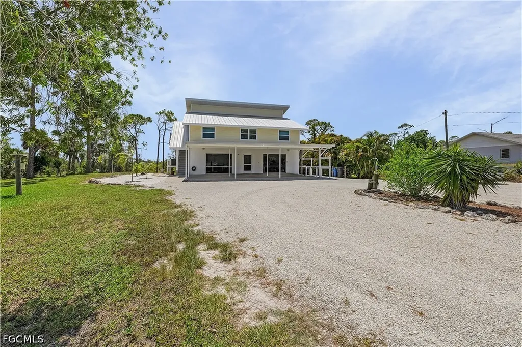 8626 Redwood Drive St. James City FL 33956