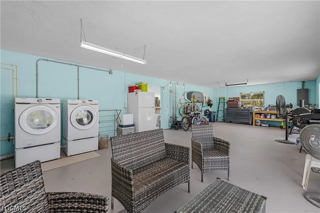 8626 Redwood Drive St. James City FL 33956