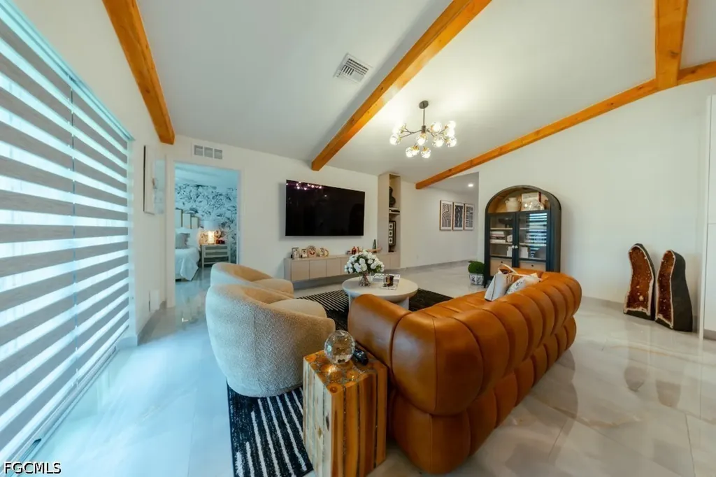 2003 NE 6th Avenue Cape Coral FL 33909