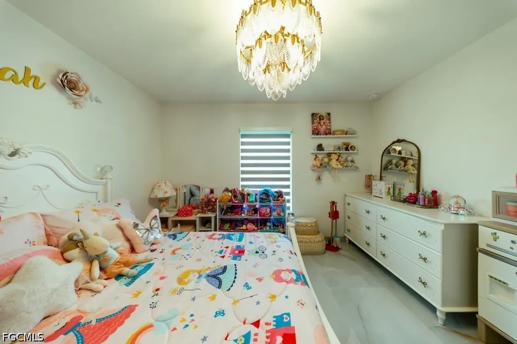 2003 NE 6th Avenue Cape Coral FL 33909
