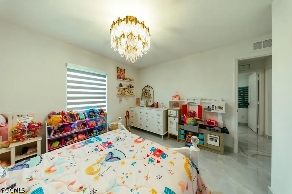 2003 NE 6th Avenue Cape Coral FL 33909