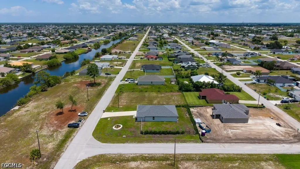 2003 NE 6th Avenue Cape Coral FL 33909