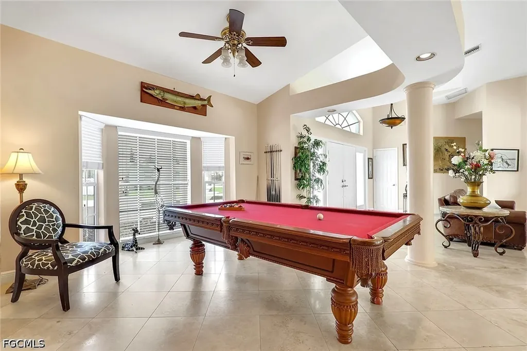 4403 SE 11th Place Cape Coral FL 33904