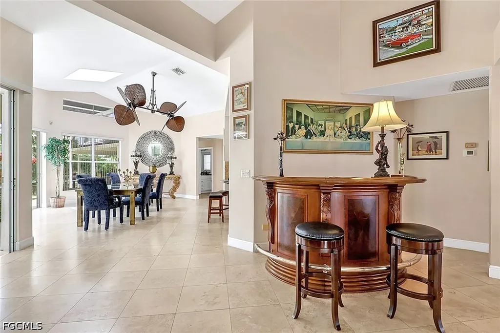4403 SE 11th Place Cape Coral FL 33904