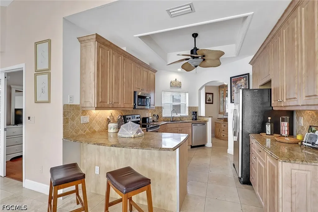 4403 SE 11th Place Cape Coral FL 33904