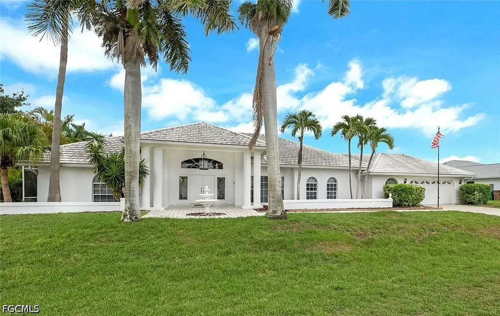 4403 SE 11th Place Cape Coral FL 33904