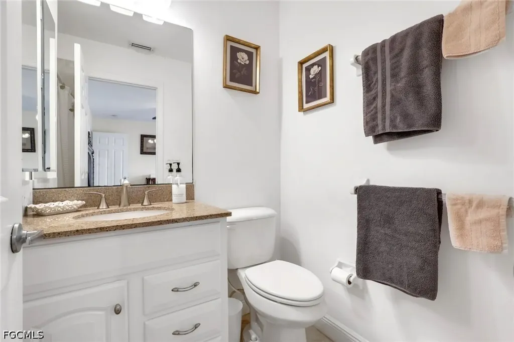 4403 SE 11th Place Cape Coral FL 33904