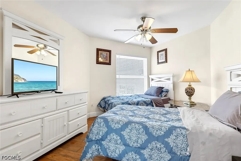 4403 SE 11th Place Cape Coral FL 33904