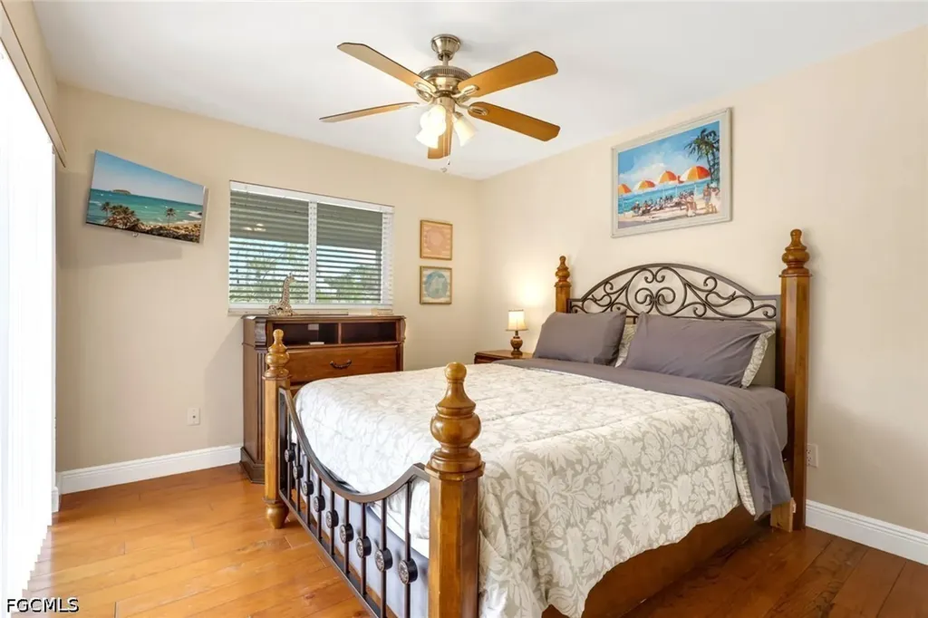 4403 SE 11th Place Cape Coral FL 33904