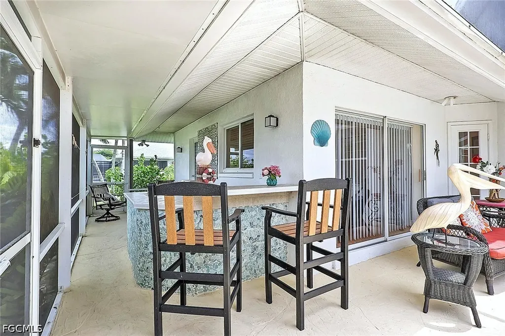 4403 SE 11th Place Cape Coral FL 33904