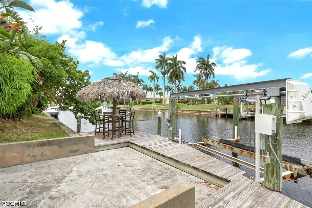 4403 SE 11th Place Cape Coral FL 33904