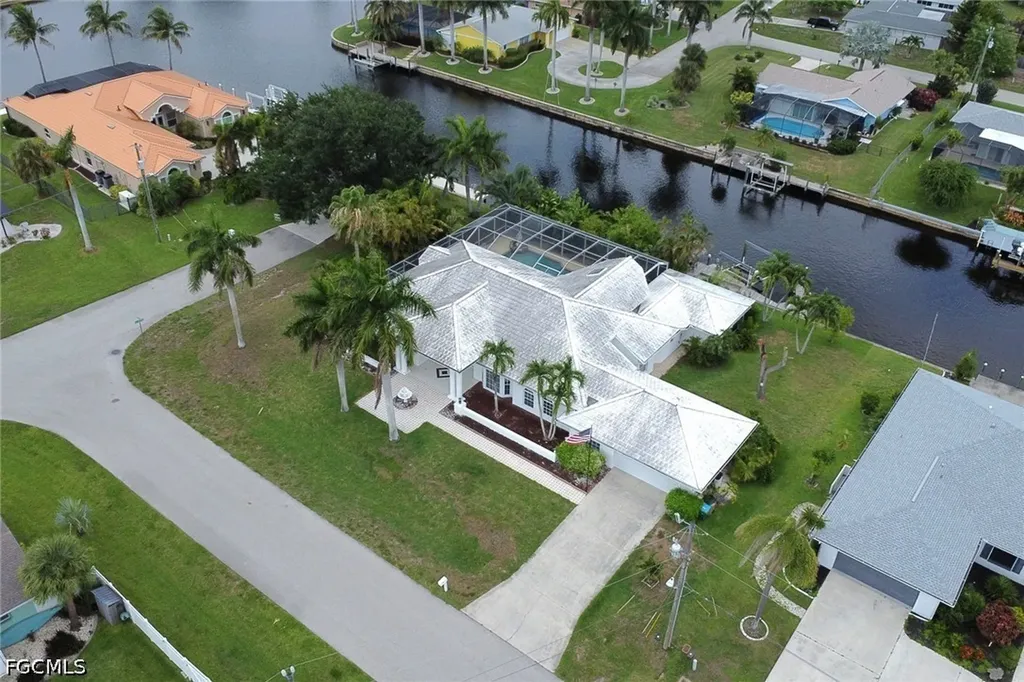 4403 SE 11th Place Cape Coral FL 33904