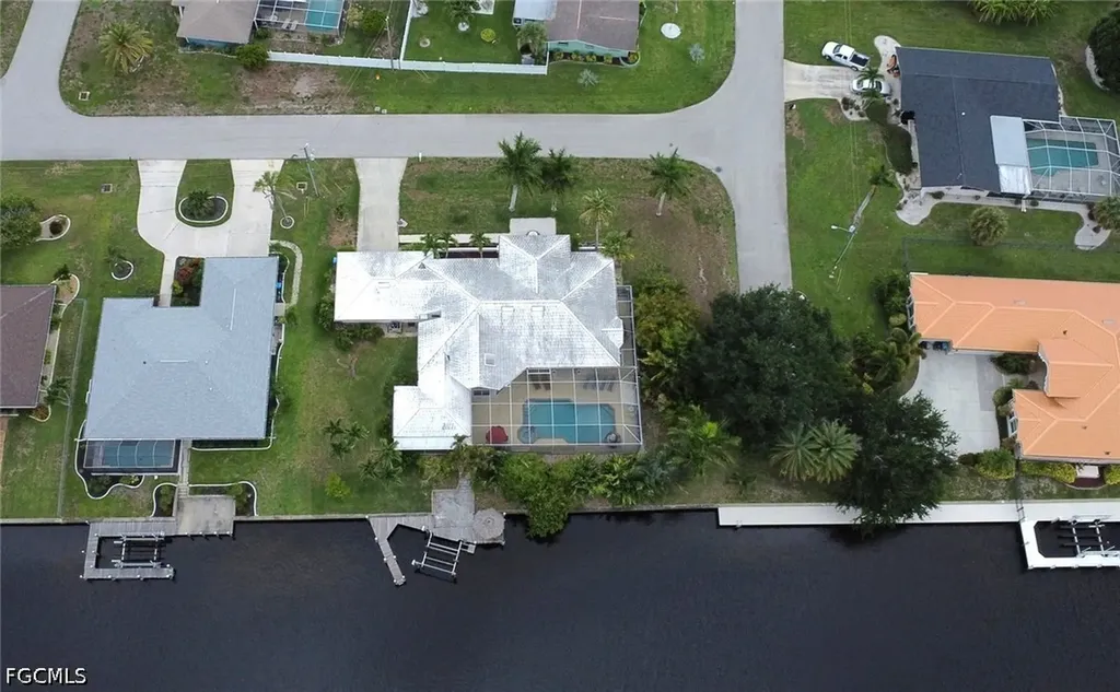 4403 SE 11th Place Cape Coral FL 33904