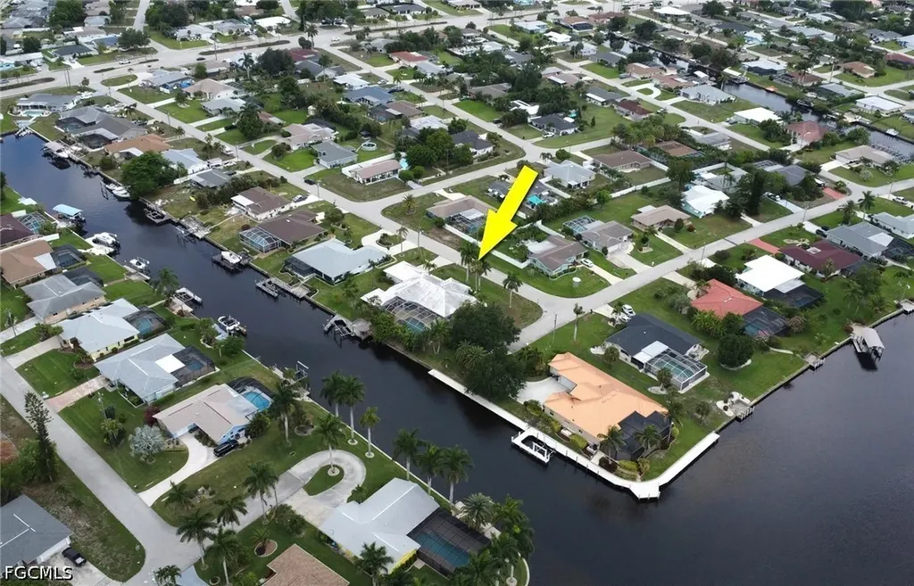 4403 SE 11th Place Cape Coral FL 33904