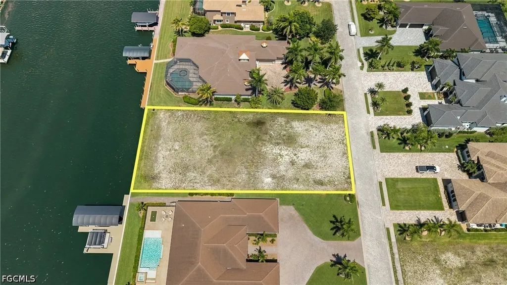 897 W Cape Estates Circle Cape Coral FL 33993