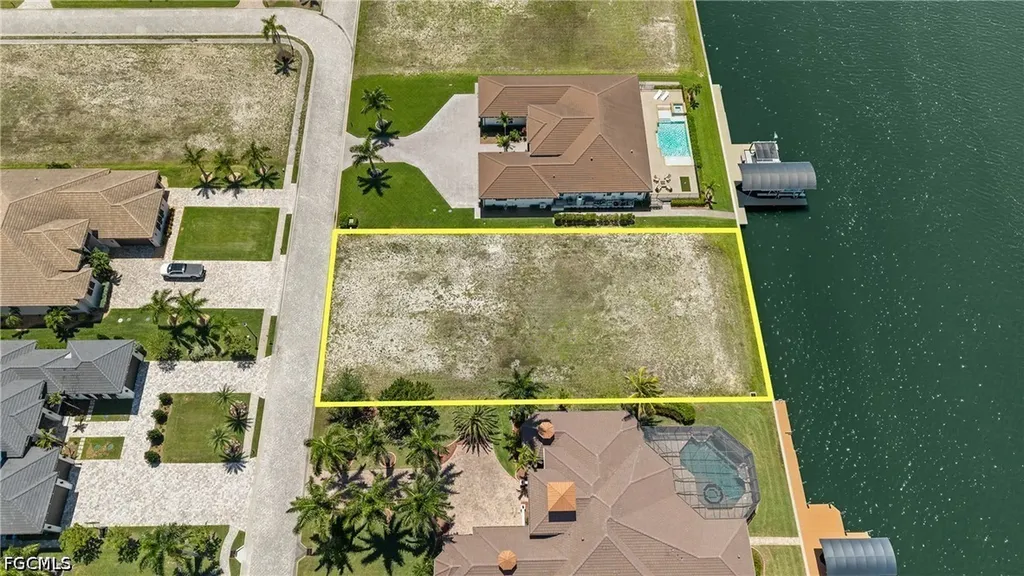 897 W Cape Estates Circle Cape Coral FL 33993