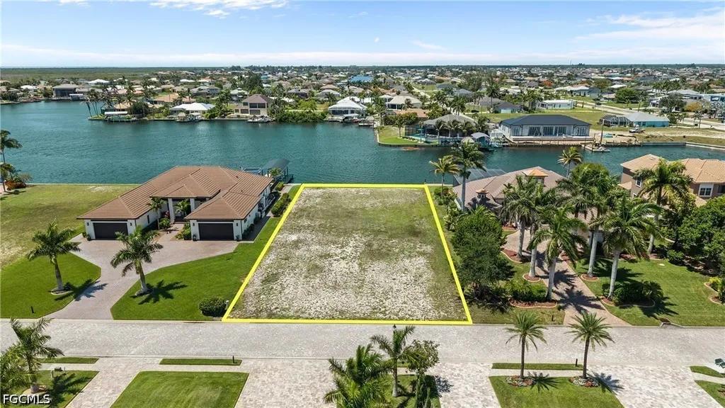 897 W Cape Estates Circle Cape Coral FL 33993