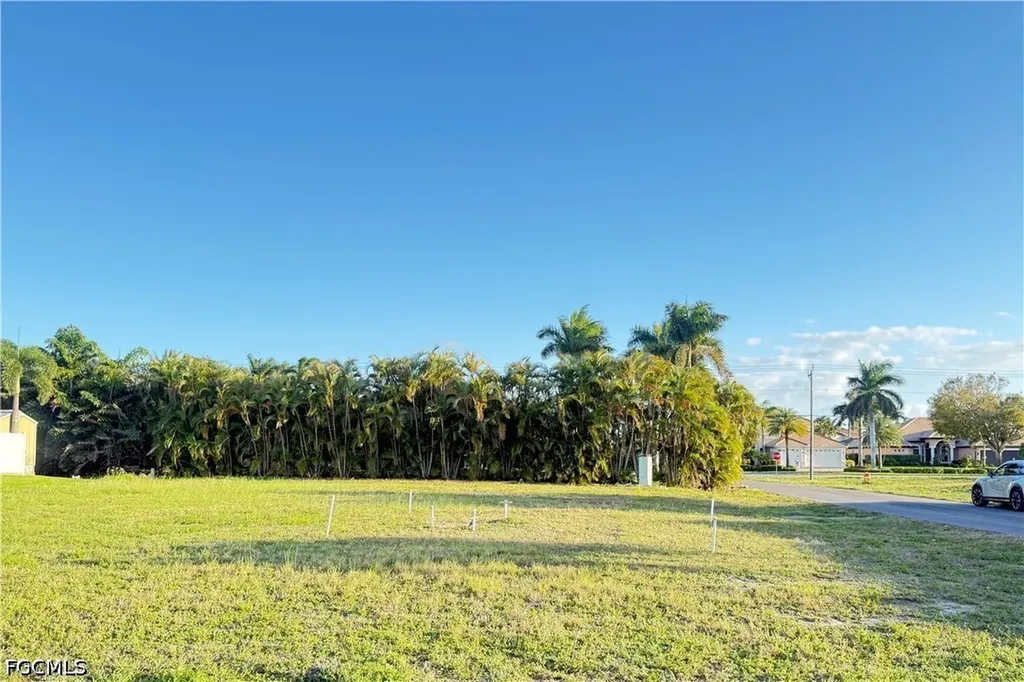 1928 SW 54th Lane Cape Coral FL 33914