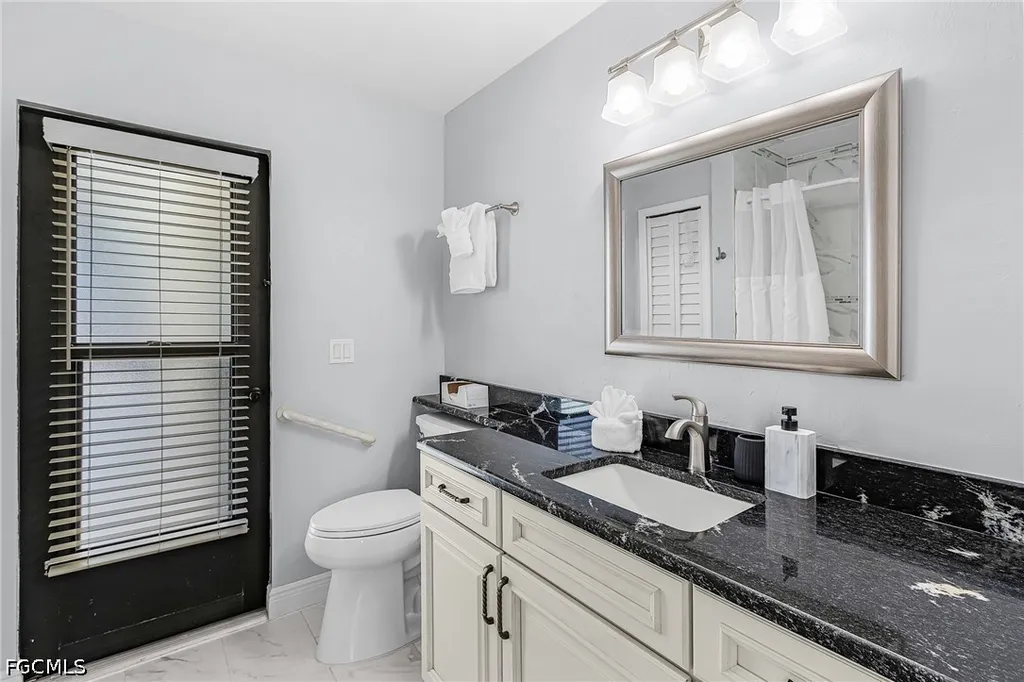 5019 Skyline Boulevard Cape Coral FL 33914