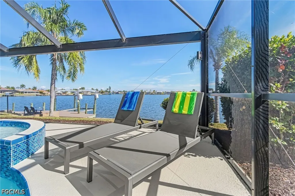 5019 Skyline Boulevard Cape Coral FL 33914