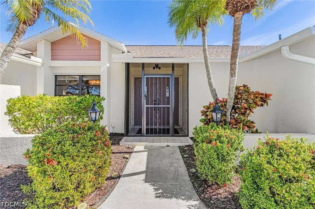 5019 Skyline Boulevard Cape Coral FL 33914