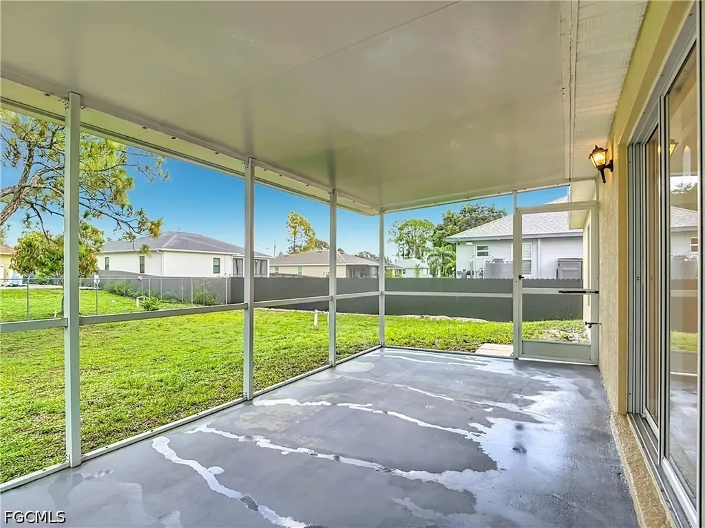 2928 18th Street SW Lehigh Acres FL 33976