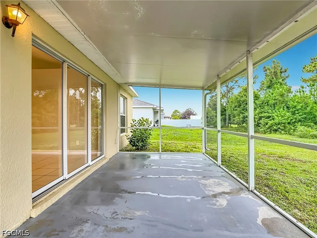 2928 18th Street SW Lehigh Acres FL 33976