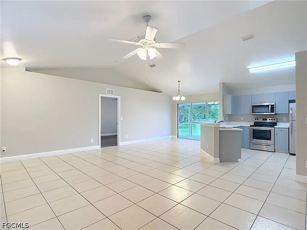 2928 18th Street SW Lehigh Acres FL 33976