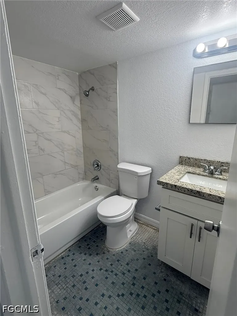 2452 Stella Street Fort Myers FL 33901