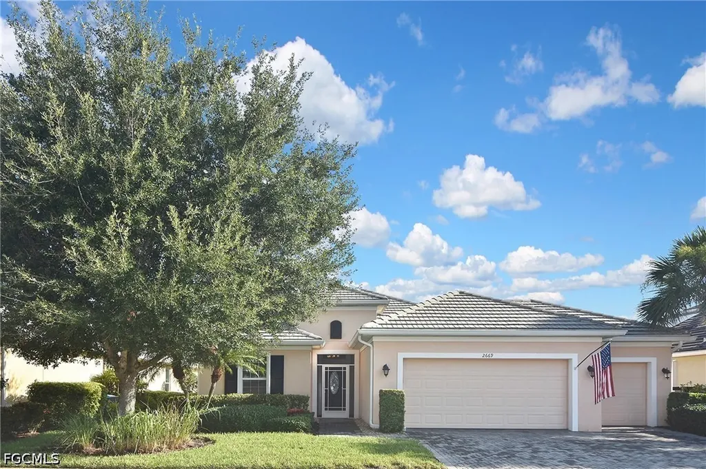2669 Lambay Court Cape Coral FL 33991