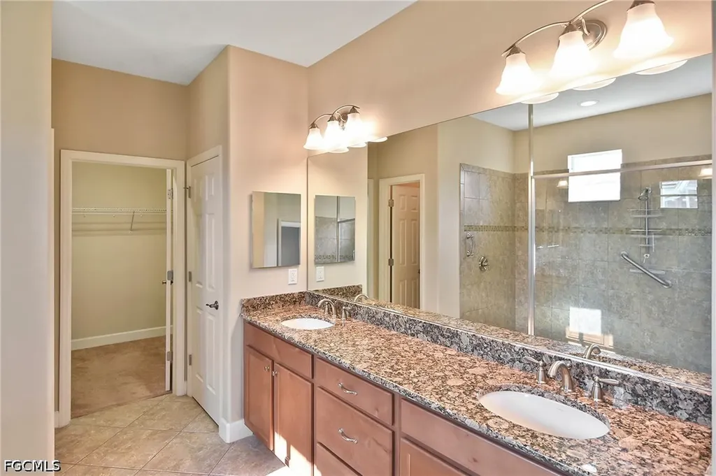 2669 Lambay Court Cape Coral FL 33991