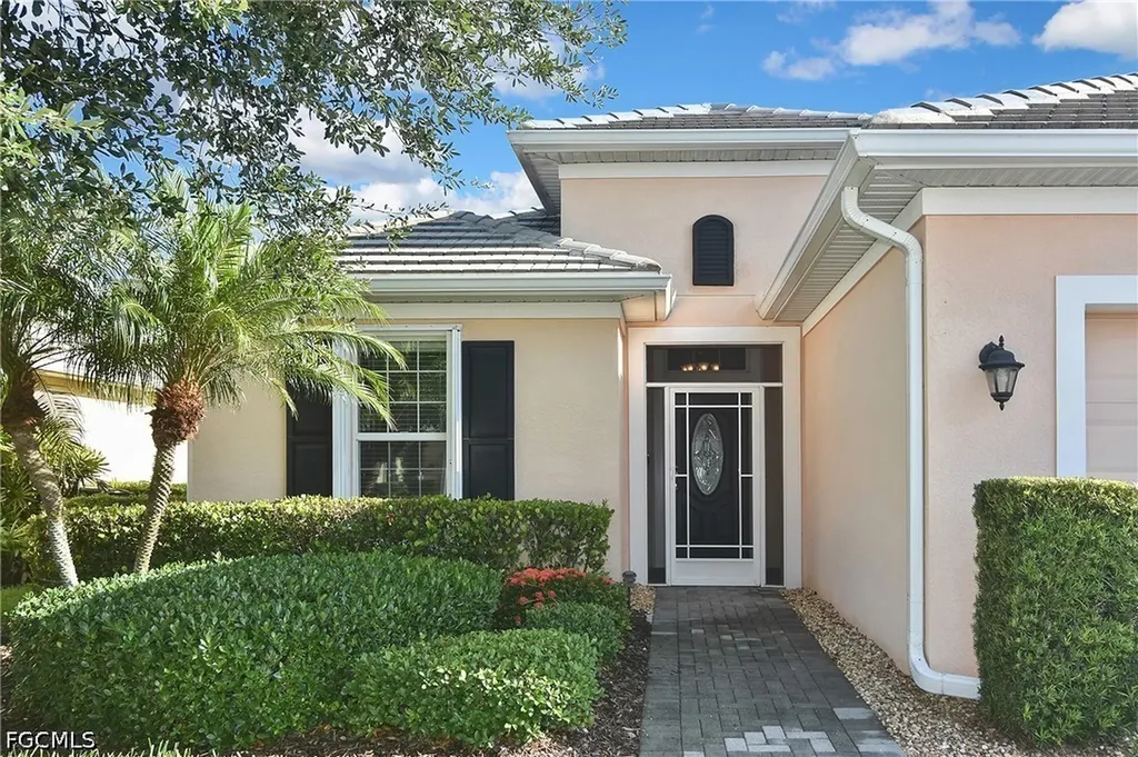 2669 Lambay Court Cape Coral FL 33991