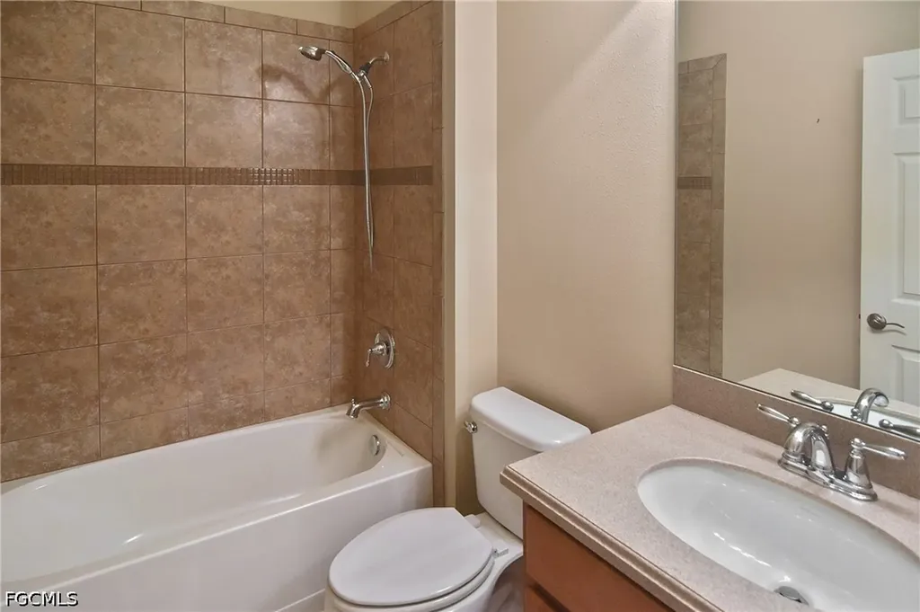 2669 Lambay Court Cape Coral FL 33991