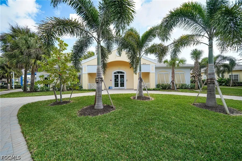 2669 Lambay Court Cape Coral FL 33991