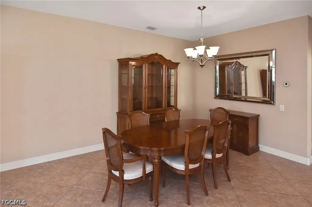 2669 Lambay Court Cape Coral FL 33991