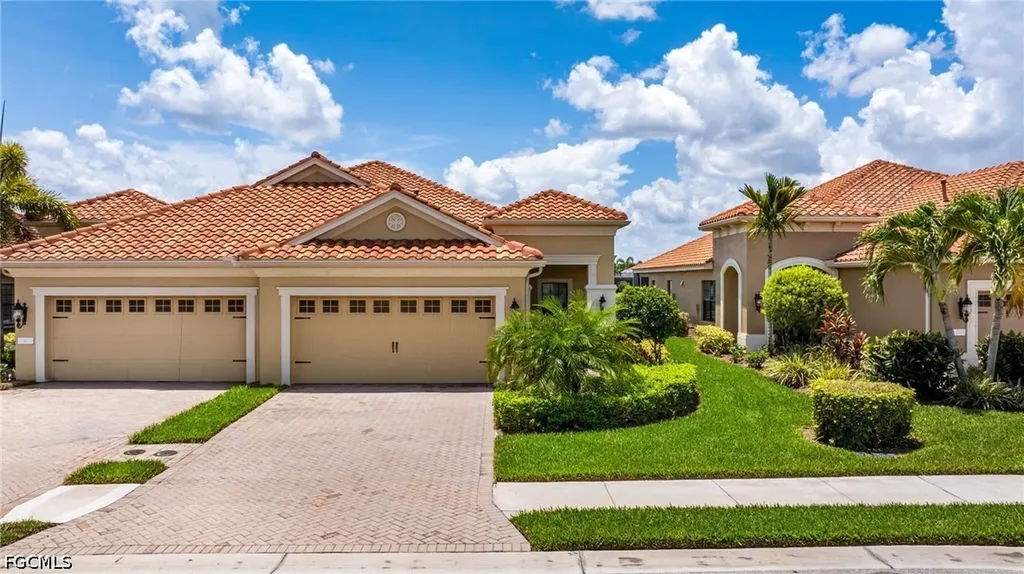 Fort Myers FL, 4507 Mystic Blue Way