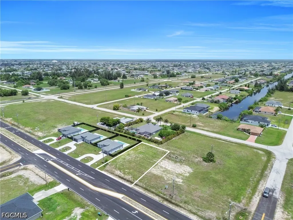 107 Diplomat Parkway E Cape Coral FL 33909