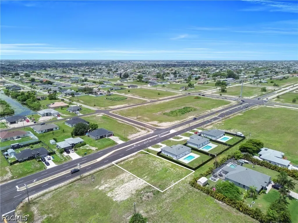 107 Diplomat Parkway E Cape Coral FL 33909