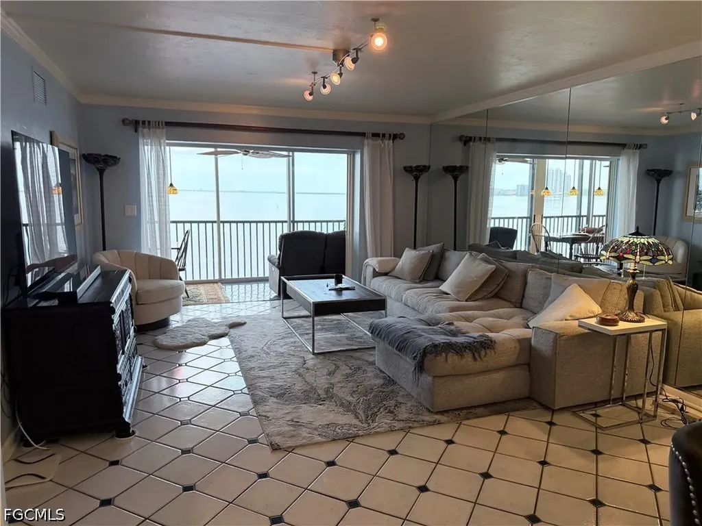 3350 N Key Drive North Fort Myers FL 33903