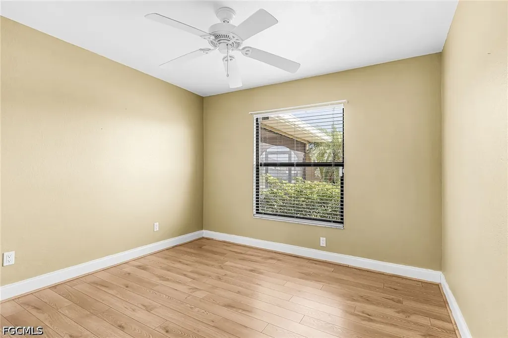 820 SW 16th Terrace Cape Coral FL 33991