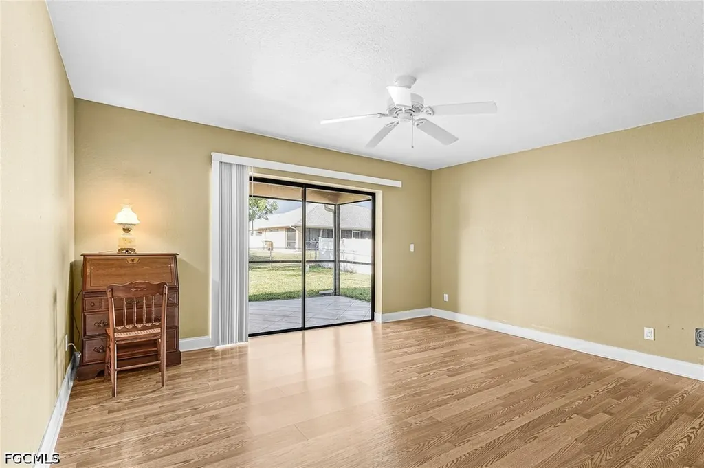 820 SW 16th Terrace Cape Coral FL 33991