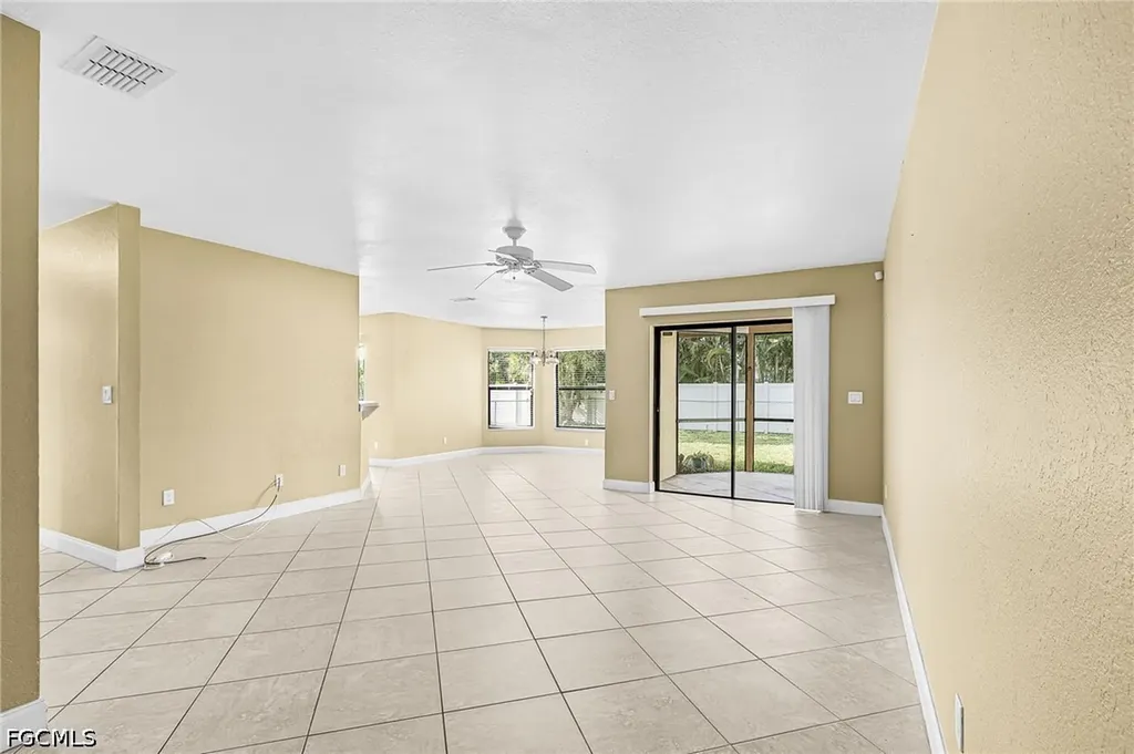 820 SW 16th Terrace Cape Coral FL 33991