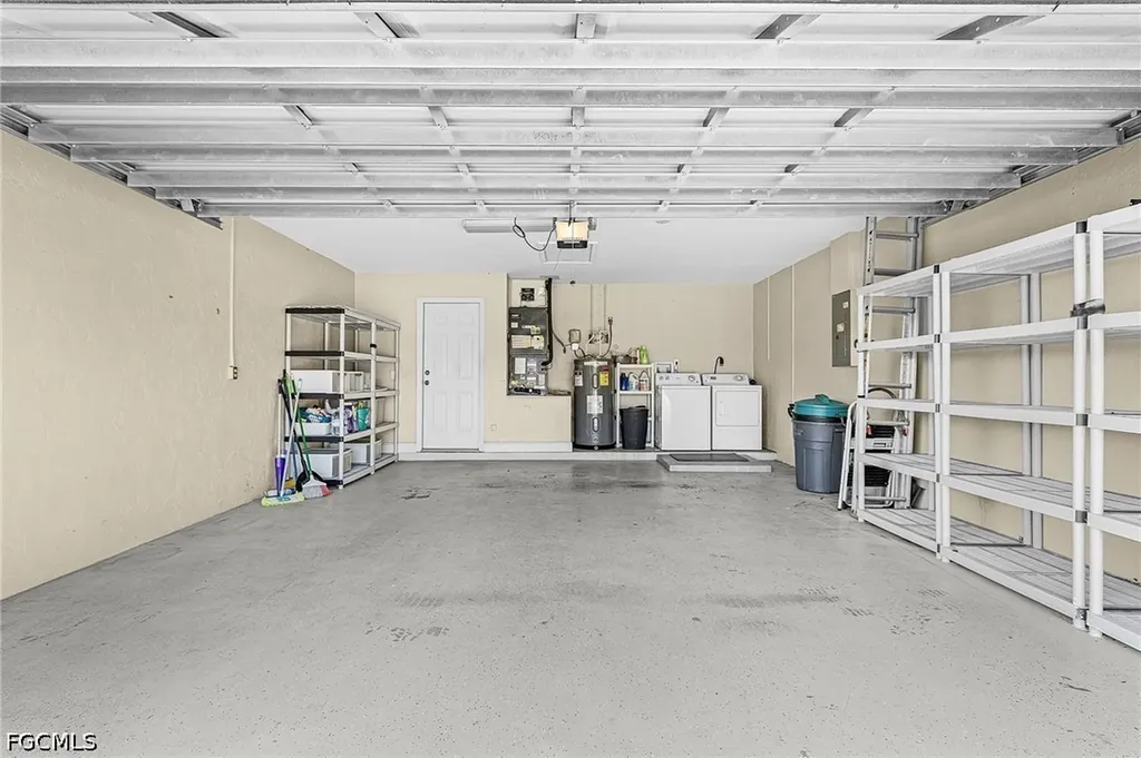 820 SW 16th Terrace Cape Coral FL 33991