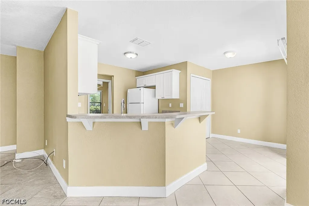 820 SW 16th Terrace Cape Coral FL 33991