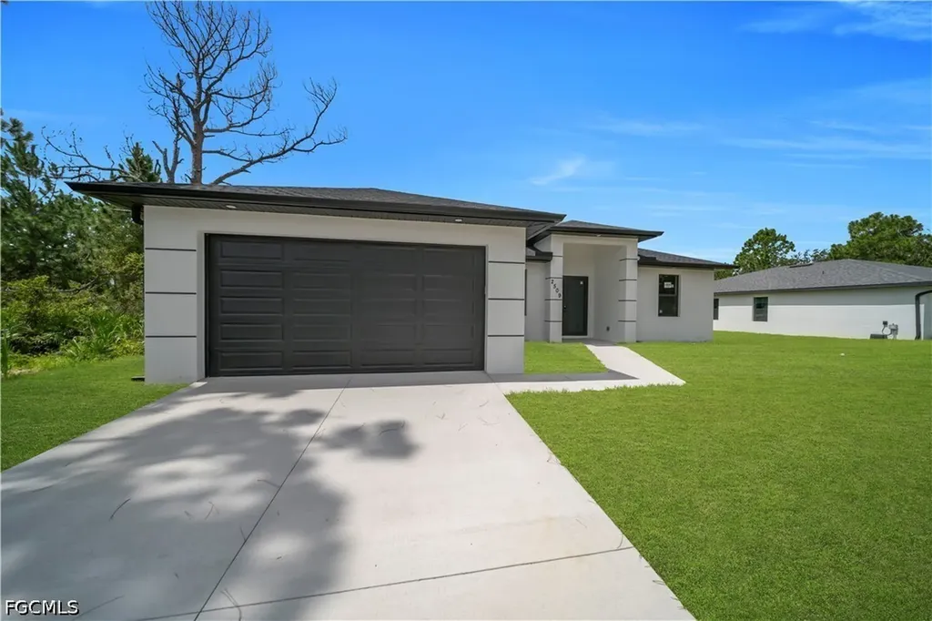2509 50th Street W Lehigh Acres FL 33971