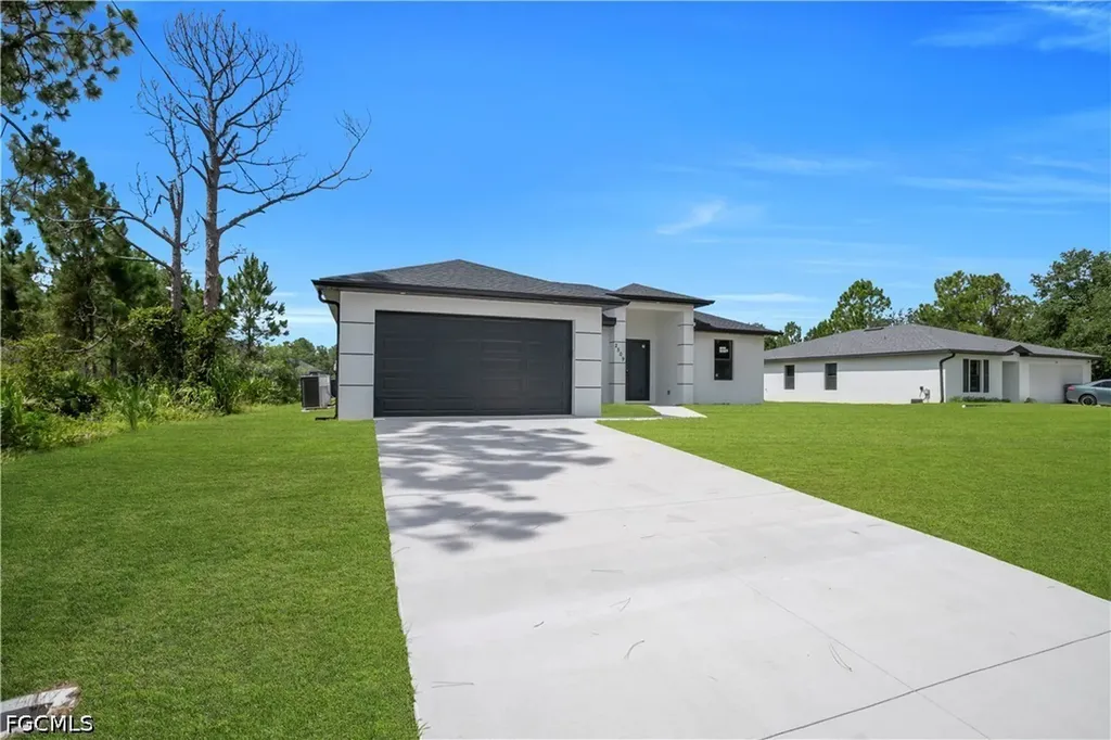 2509 50th Street W Lehigh Acres FL 33971