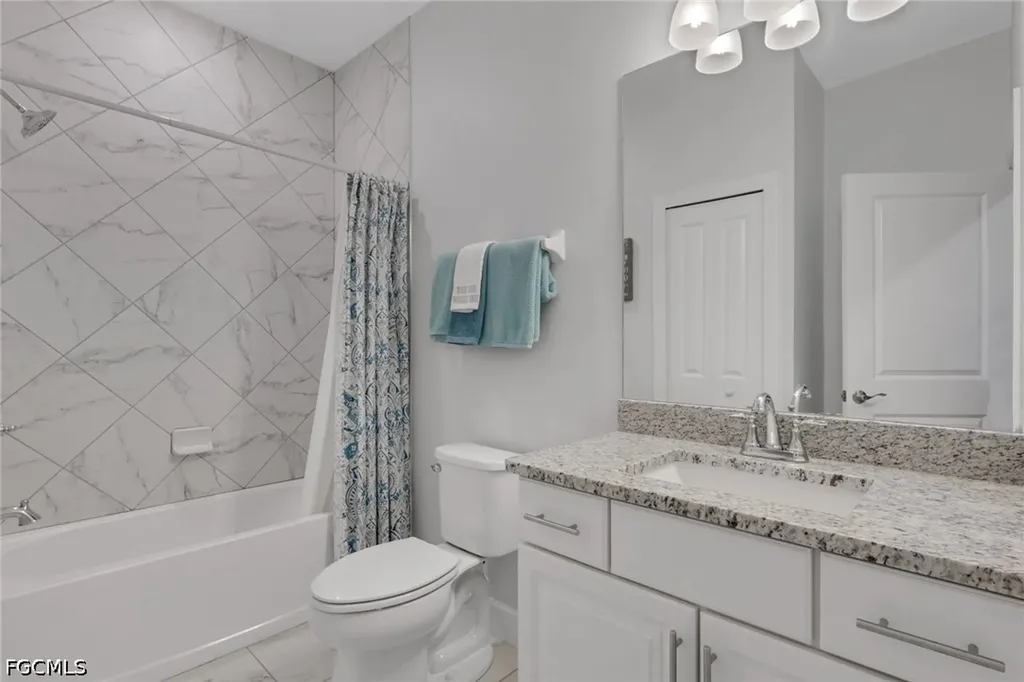 1519 NE 8th Place Cape Coral FL 33909