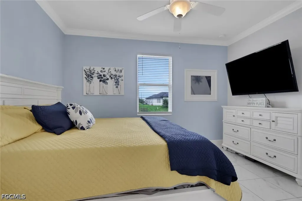 1519 NE 8th Place Cape Coral FL 33909