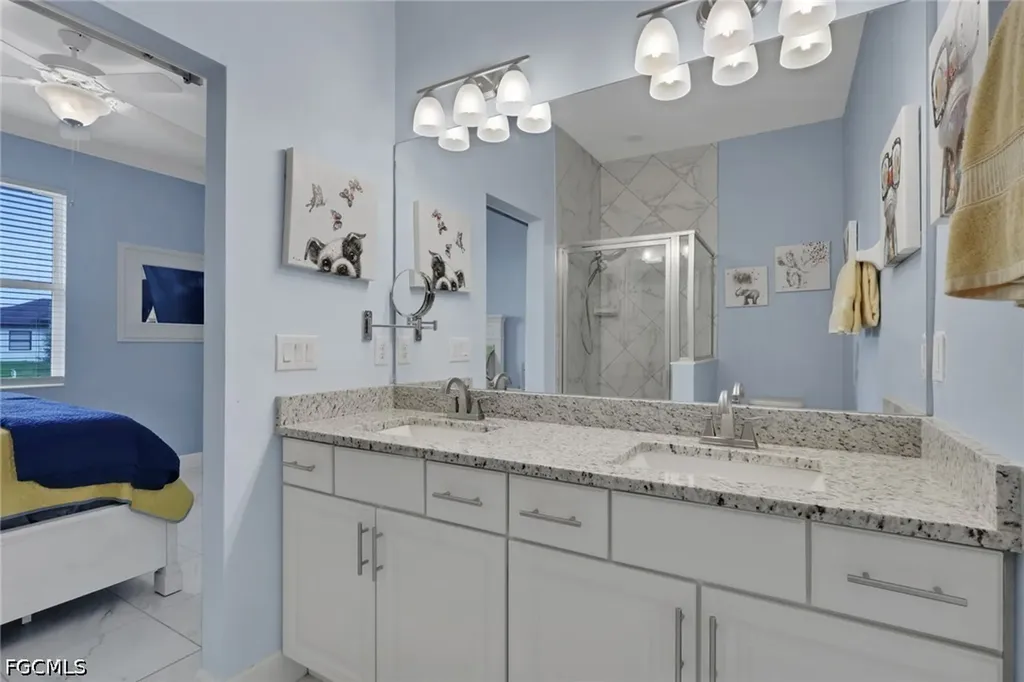 1519 NE 8th Place Cape Coral FL 33909