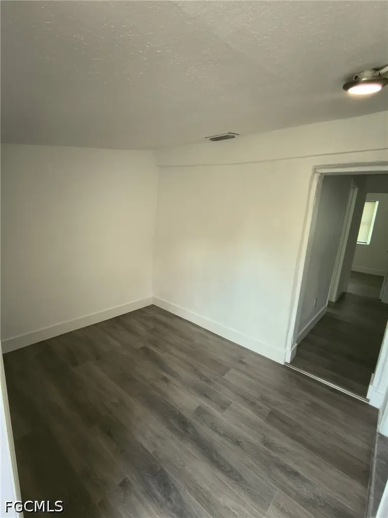 3343-3347 Dora Street Fort Myers FL 33916